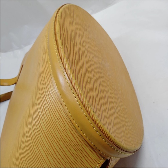 Louis Vuitton St. Jacques Yellow Epi Leather Shoulder Bag - Picture 6 of 9